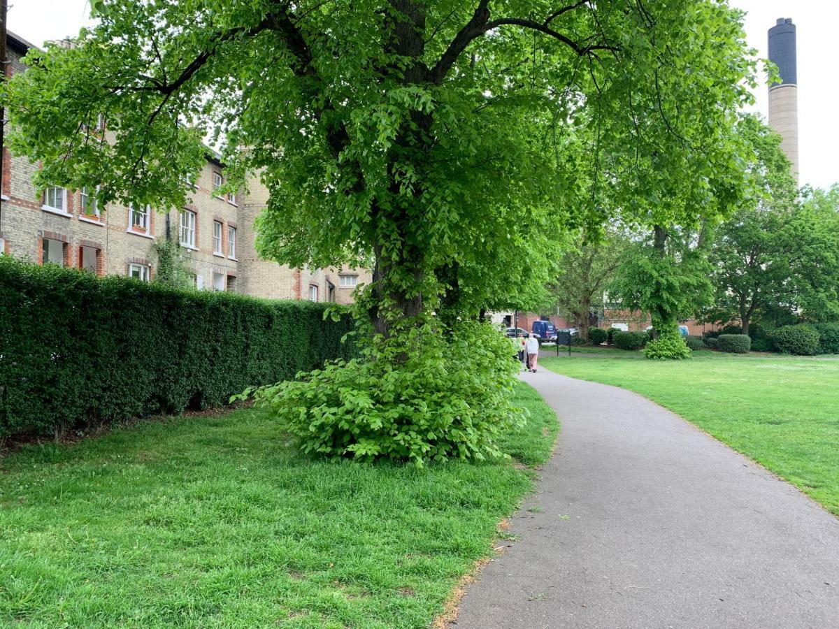 Tapestry Apartment Londres Exterior foto